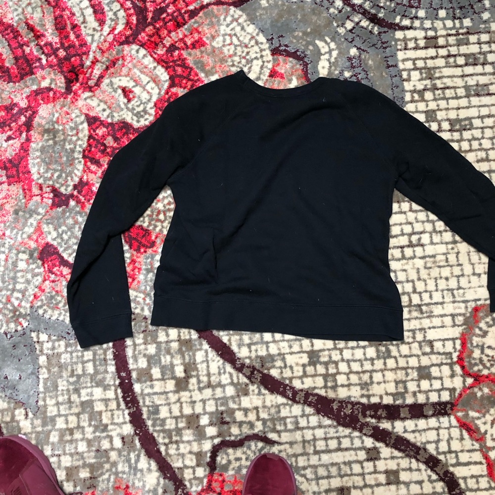 Black sweater - Picture 3 of 3